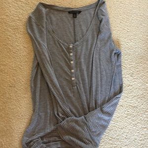 Banana republic shirt. Very soft!